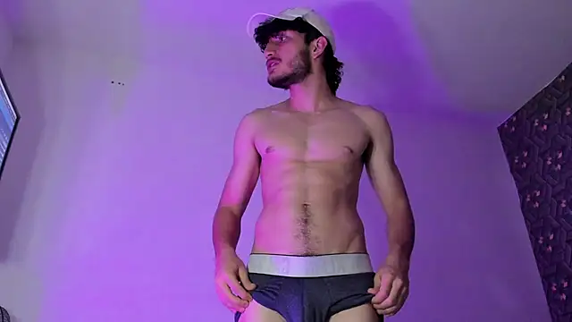 charmingboy_esteban