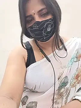 Tamil-HoneyQueen