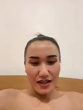 thaigirlbella in diretta in cam