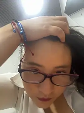 luisany (F young) - SHOW TITS  🍒