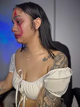 Isabella-Teen