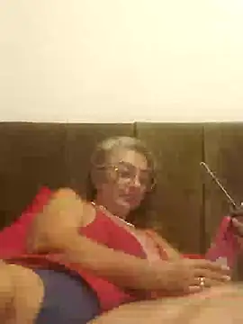 Jhennyf_Lims live cam on StripChat
