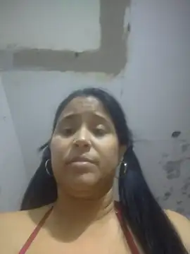 Alejandrava live cam on StripChat