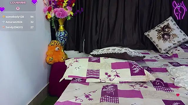 kavyabhabhi live cam on Stripchat