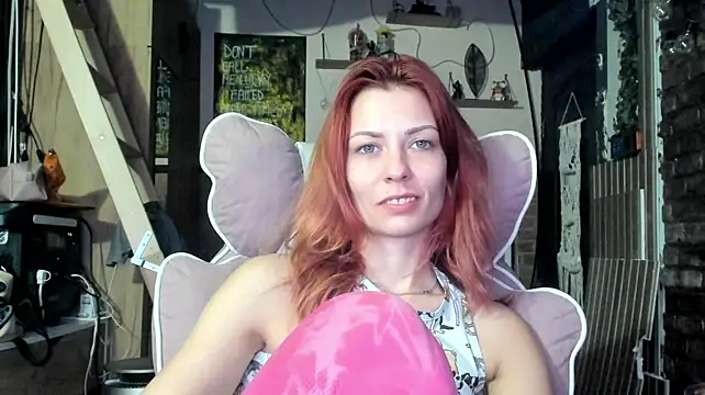 karo123421 live cam preview
