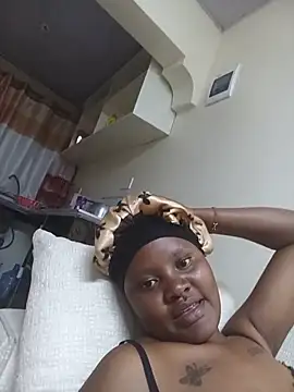 pretty_lucia webcam