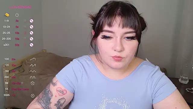 YumiYammy live now