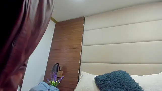AteneaGreyy님의 방송 화면