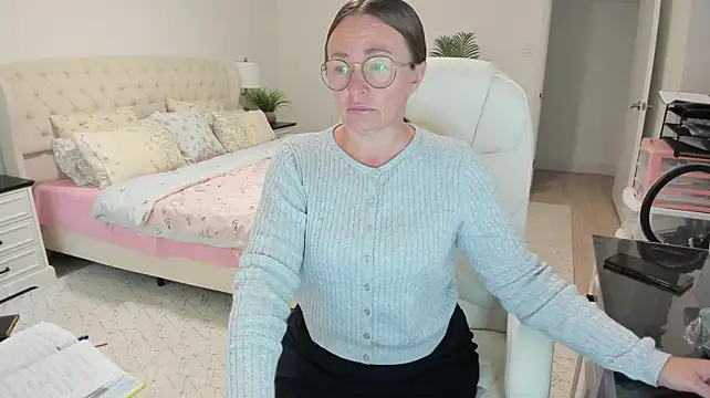 Vika73的直播畫面