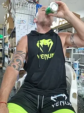 Senor_martin live cam on Stripchat