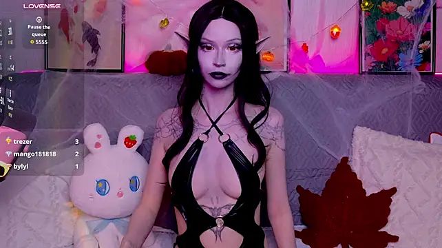 KittiMissi live cam on Stripchat