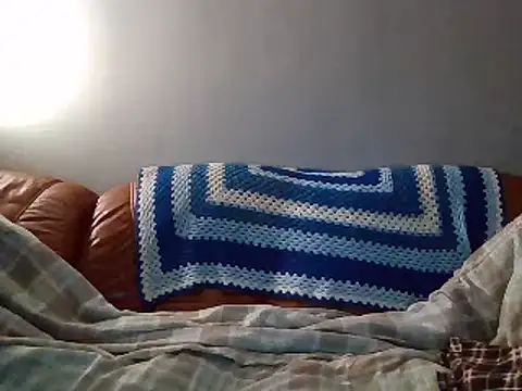 neopucen live cam on Stripchat