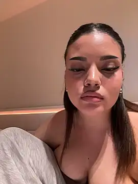 Ayla-18