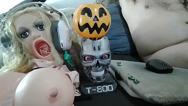 messi_syssy live cam on Stripchat