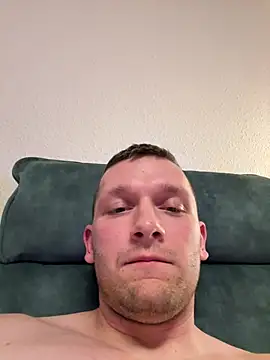 Sporti14S live cam on Stripchat