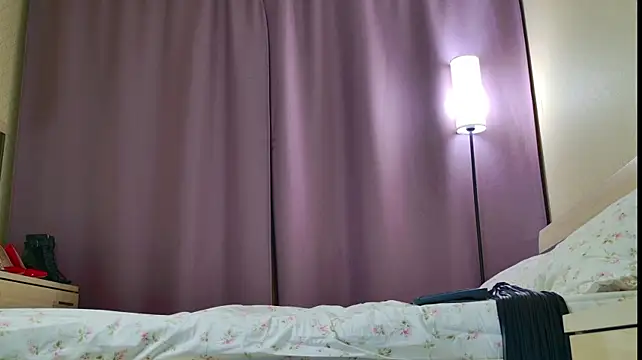 PurpleD1va live cam on Stripchat