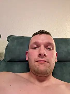 Sporti14S live cam on Stripchat
