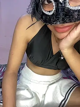 hot_anayaa live cam on StripChat