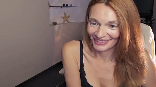 MistyBarnes live cam on Stripchat