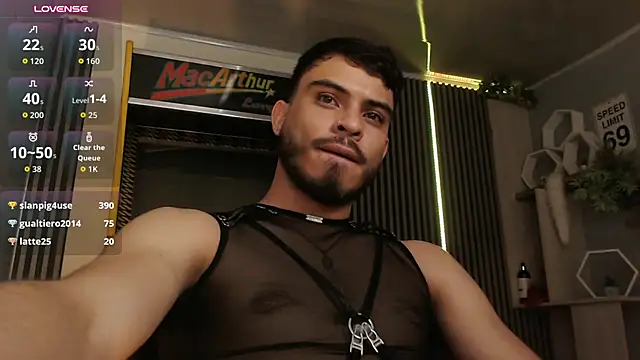 Bastian_MCcormick live cam on Stripchat