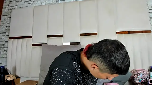 ANLLELOAndANGELA的直播畫面