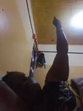 SASSY-SCARLET live cam on Stripchat