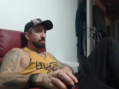 MasterTFK live cam on Stripchat