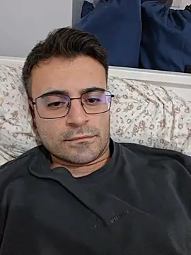 HugeTurkishCock live cam on Stripchat