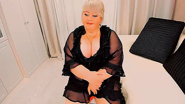 BIGTITSBBW live cam on StripChat