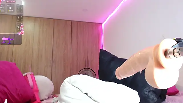 Emma_Glutton