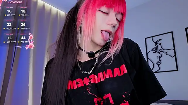 TristaRoht live sex cam