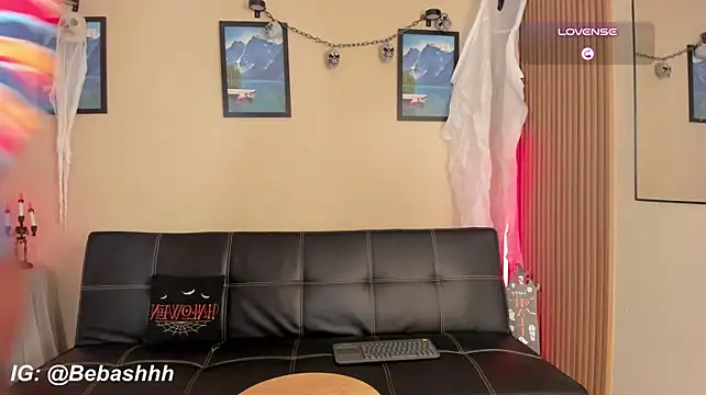 fyre_divine (F young) - Sucking feet + Spitting on them