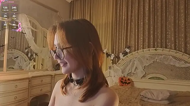 frediapfeiff (F teen) - POV u hard fuck me missonary pose