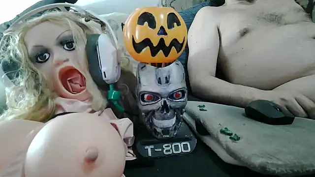 messi_syssy live cam on Stripchat