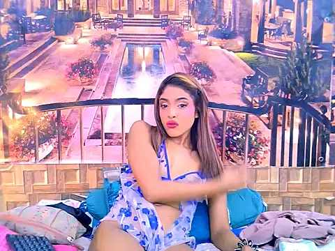 IndianPretty14u2Luv live cam on Stripchat