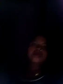 BILLURANI123 live cam on Stripchat