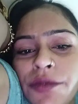 Raseeli_bhabhi1 live cam on Stripchat