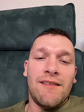Sporti14S live cam on Stripchat