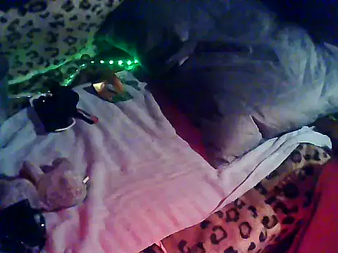 PaPPasi2 live cam on StripChat