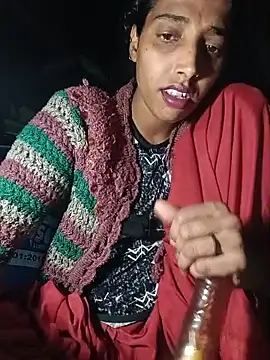 Pinki_thakur_1