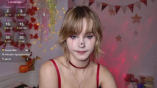 Tessa_Shy_ live cam on Stripchat