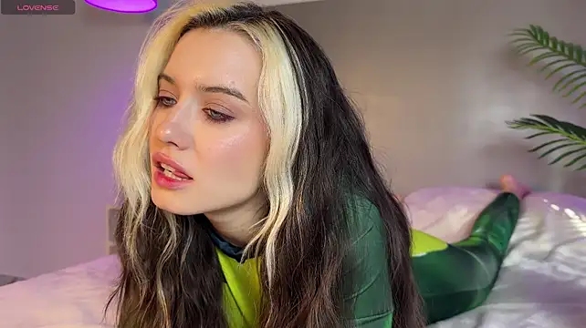 _blowjob_queen live cam on Stripchat