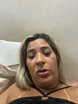lindinha-sexy (G milf) - ficar peladinha 3 minutos(desafio)