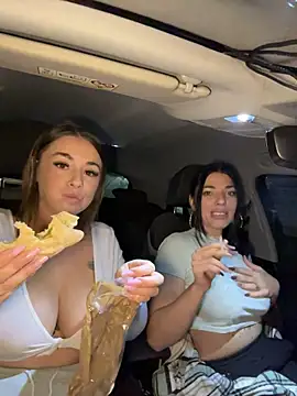 IsabellaEtthan live cam