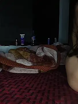 aakritikotiyallive live cam on Stripchat