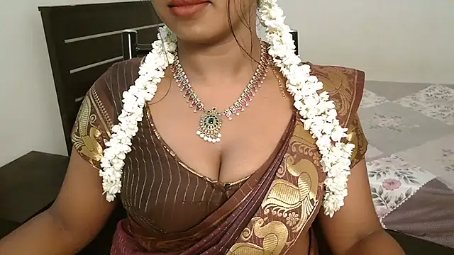Dhiyapink webcam