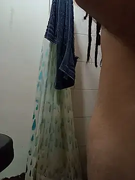 bigrastafire (Ask my age) - Clouds in my cock 💨🍆