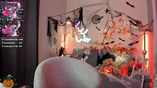 victorias_world (F young) - topless