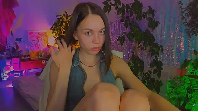 poli__ live cam on Stripchat