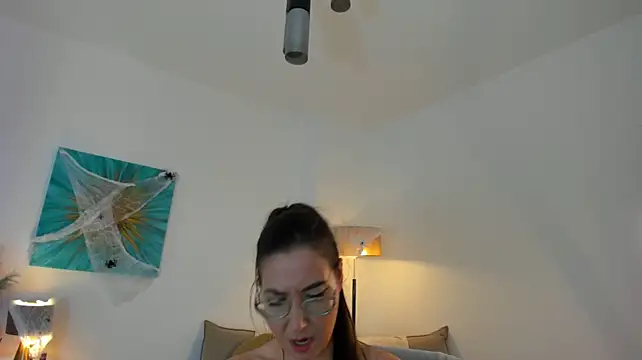 Kylie_Kathy live cam on Stripchat